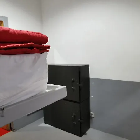 Traveller Box Hostel