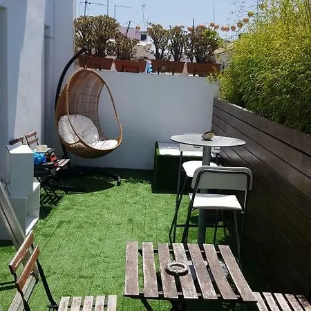 Vandrarhem Traveller Box Sevilla